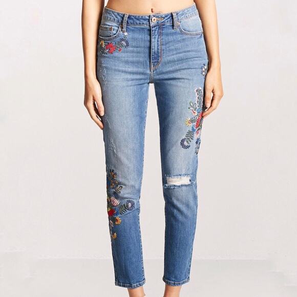 Forever 21 Embroidered Distressed Jeans - Picture 1 of 11